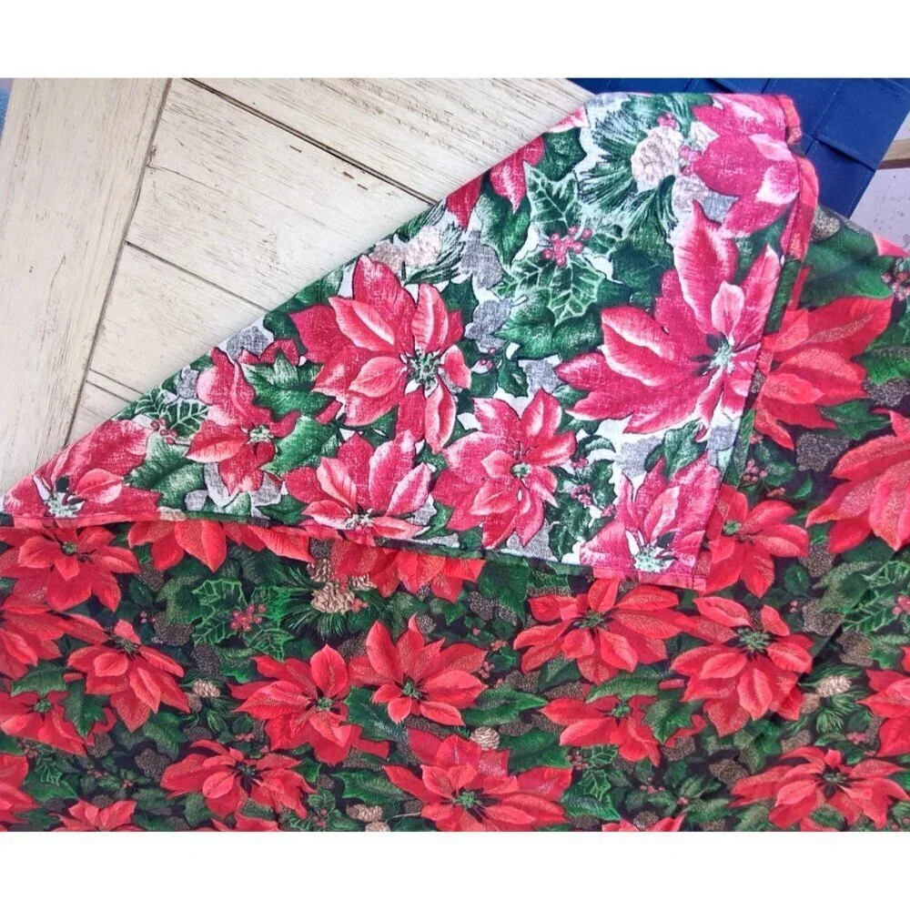 Unbranded Poinsettia Pattern Square Cotton Tablecloth 54x50 No Content/Care Tags